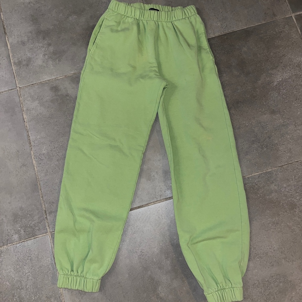 BRANDY MELVILLE SWEATPANTS